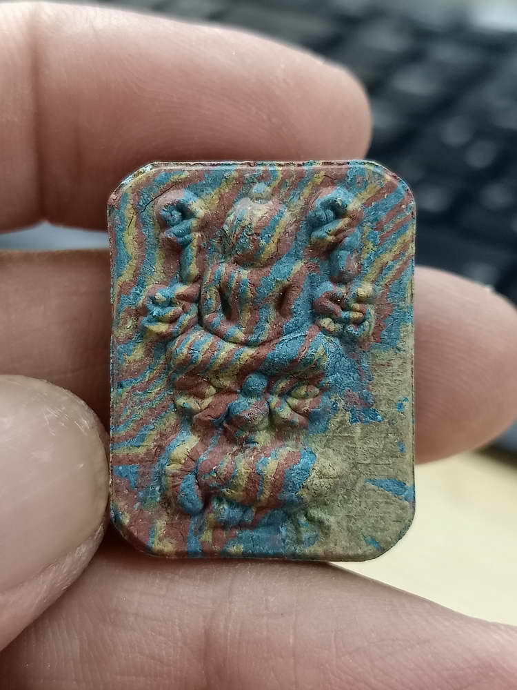 4-540 พระผงเจ้าสัว 5 แผ่นดิน หลวงพ่อพัฒน์ วัดห้วยด้วน จ.นครสวรรค์ หมายเลข 143 กล่องเดิม