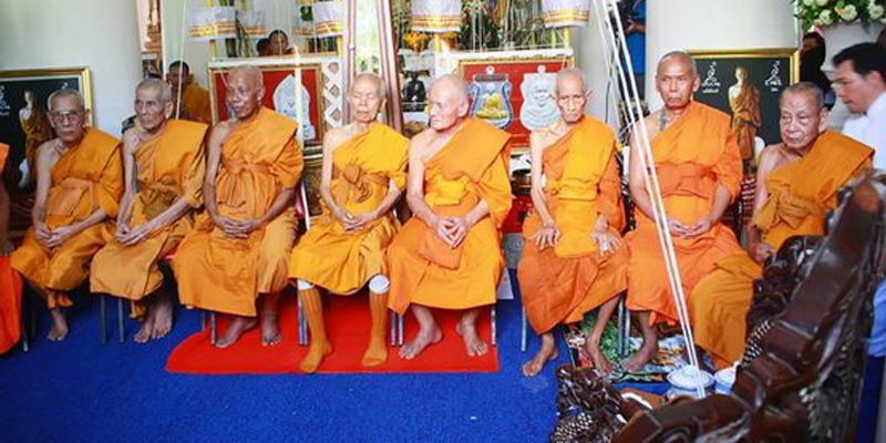 เหรียญเสมา รุ่นเลื่อนสมณศักดิ์ 2เทพ(ลพ.คูณ+ลพ.นวล)ปี2553 เนื้อเงินลงยา หมายเลข1856 พร้อมกล่องเดิม