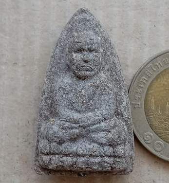 หลวงปู่ทวด เนื้อว่าน พิมพ์ใหญ่ มหาสิทธิโชค ปี2553 พ่อท่านเขียว วัดห้วยเงาะ จ.ปัตตานี เลข1029+กล่อง