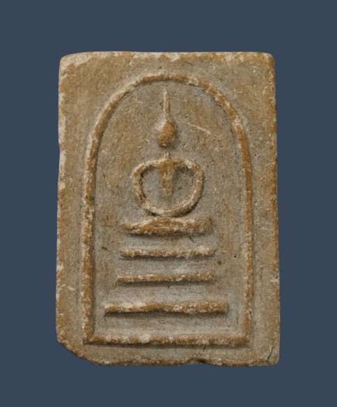 พระสมเด็จสามชั้นแขนกลม เนื้อผง