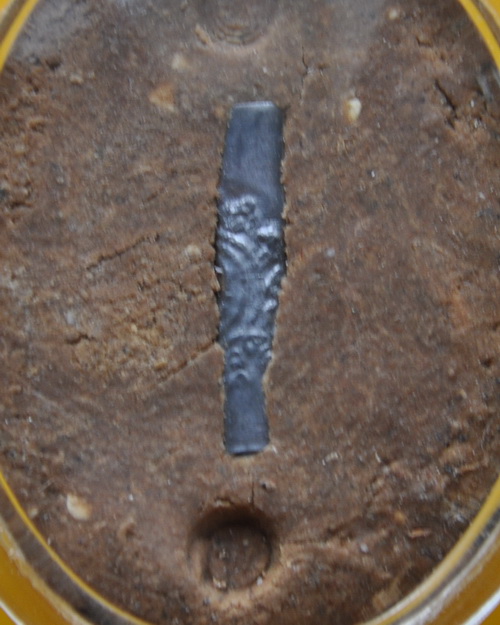 ล็อกเกตหลวงปู่กาหลง วัดเขาแหลม