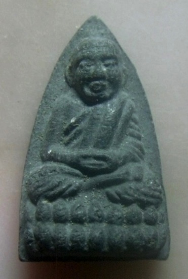 **เบาๆ**หลวงปู่ทวด เนื้อว่าน หลังยันต์ วัดพุทธภูมิ พระอารามหลวง จ.ยะลา**สวยๆ