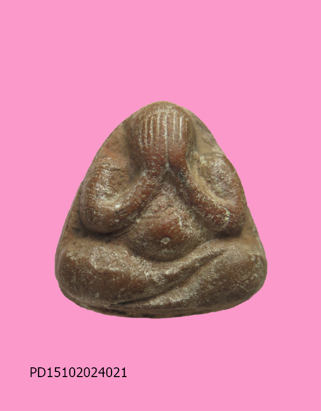 พระปิดตา เนื้อดิน หลังยันต์์ 