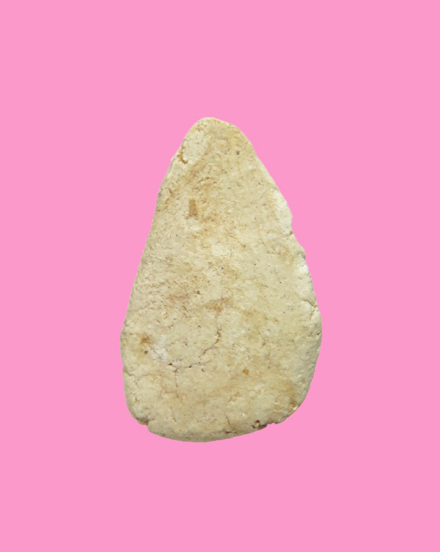 พระกลีบบัว เนื้อผง