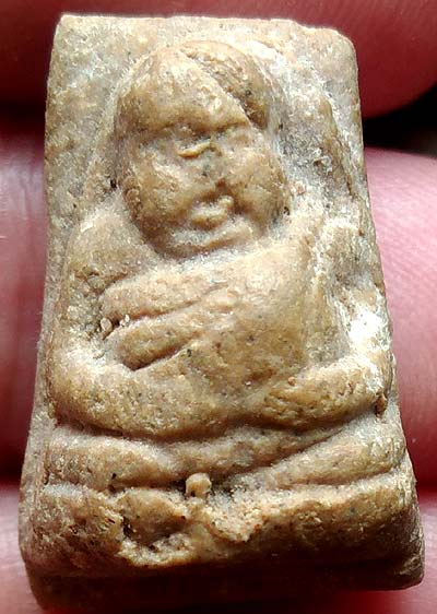 *พระสังกัจจายน์ หลังยันต์นูน หลวงพ่อพูน วัดใหม่ปิ่นเกลียว นครปฐม เนื้อผงแก่น้ำมัน*