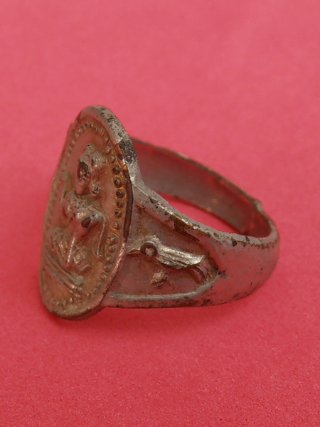 แหวนนางกวัก 