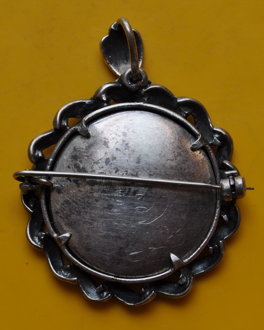 ล็อกเกต 7 รอบ หลวงปู่ชื้น วัดญาณเสน