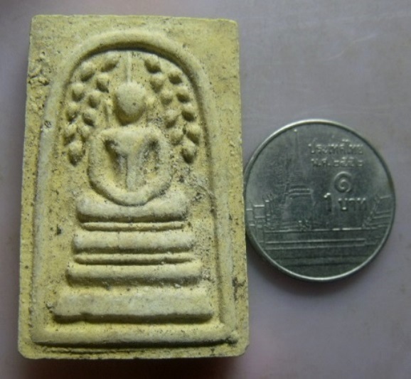 **เบาๆ**พระสมเด็จพิมพ์ปรกโพธิ์ หลังลายดอกพิกุล เก่าๆ**เนื้อจัด สวยๆ เชิญชมครับ