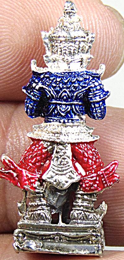 ท้าวเวสสุวรรณ รุ่นบันดาลทรัพย์พันล้าน หลวงปู่อิ่ม วัดทุ่งน่ใหม่ จ.นครศรีธรรมราช 