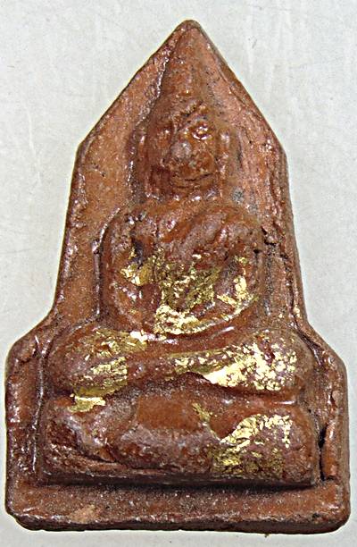 พระเนื้อดินหลวงตาจวน วัดไก่เตี้ย สุพรรณบุรี