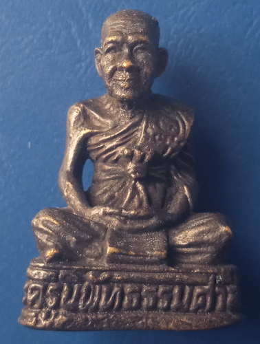 รูปหล่อ หลวงพ่อแล วัดยางตาล นครสวรรค์ 