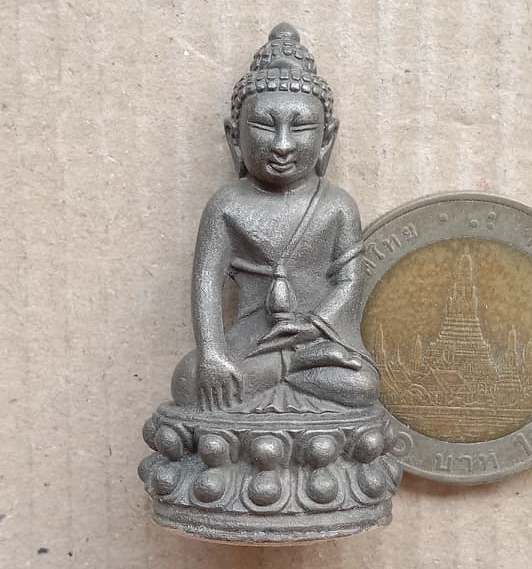 พระกริ่ง รุ่นขุมทรัพย์ พิมพ์ใหญ่ หลวงปู่ทิม วัดพระขาว อยุธยา ปี2542 เนื้อนวโลหะ ก้นเงิน มีจาร+กล่อง