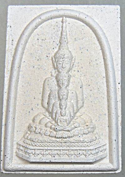 ๒๐ พระพุทธเจ้าห้าพระองค์ วัดพระธาตุผาซ่อนแก้ว