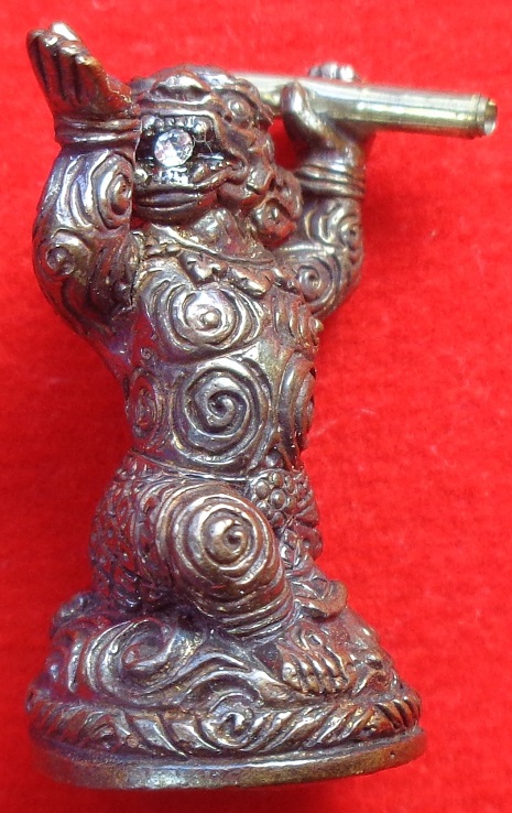 หนุมานมหาเดช ๓๐ ทัศ หลวงพ่อรักษ์ วัดสุทธาวาส จ.อยุธยา ปี ๒๕๖๐ เนื้อทองแดงผิวรุ้ง ตะกรุดทองเหลือง