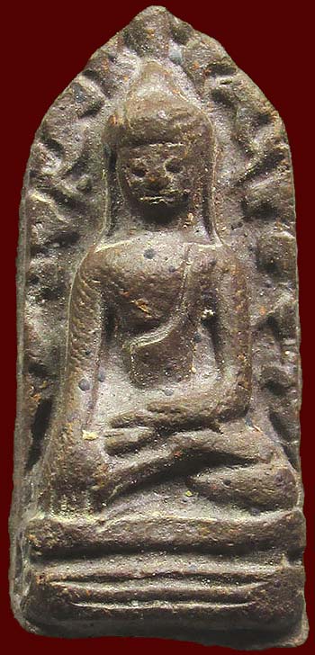 พระรอด หลังยันต์ เนื้อแกร่งเขียว