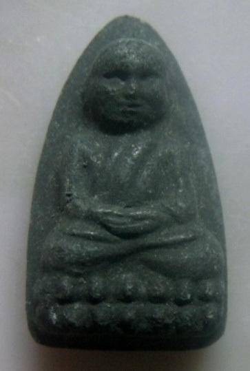 **เบาๆ**หลวงปู่ทวด พิมพ์ใหญ่ เนื้อว่าน หลังฝังข้าวสารหิน ไม่ทราบที่**สวยๆ เชิญชมครับ