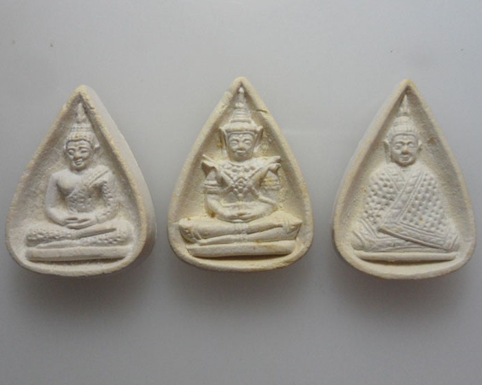 *** กรุงเทพฯ *** พระผงพระแก้วมรกต วัดพระศรีรัตนศาสดาราม (ครบ ๓ ฤดู)