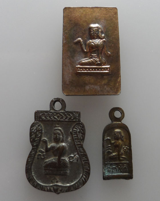 ชุดเหรียญหลังนางกวัก (๓ เหรียญ)