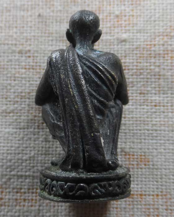 รูปหล่อหลวงพ่อคูณ วัดบ้านไร่ จ.นครราชสีมา 