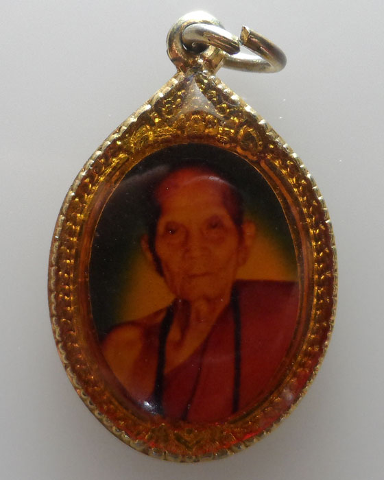 ล็อกเก็ตหลวงปู่ครูบาอินตา วัดห้วยไซ จ.ลำพูน 