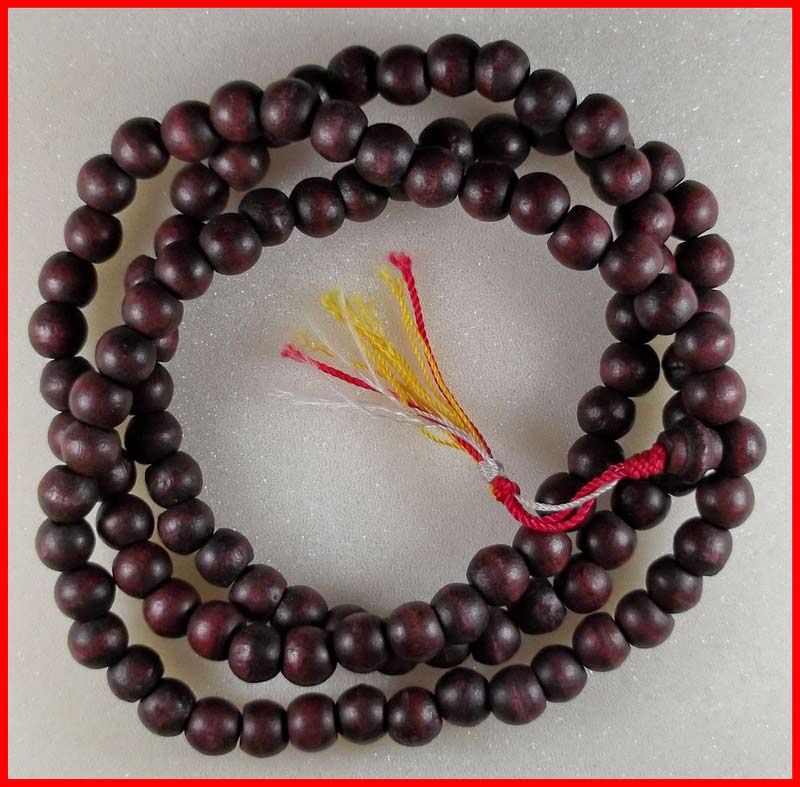 สร้อยประคำมหามงคล หลวงพ่ออุตตมะ วัดวังก์วิเวการาม อ.สังขละบุรี จ.กาญจนบุรี 