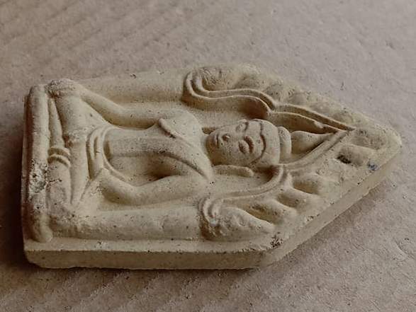 พระขุนแผนผงอาถรรพ์หลังยันต์หุ่นพยนต์ หลวงปู่ผาด วัดบ้านกรวด จ.บุรีรัมย์ มูลนิธิหลวงปู่ทิมสร้าง นานๆจ