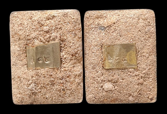 เคาะแรกแดง..ล็อกเก็ตเศรษฐี..หลังอุดมวลสาร ๒ องต์..ลป.นน สำนักสงฆ์เขาพรานธูป ประจวบคีรีขันธ์