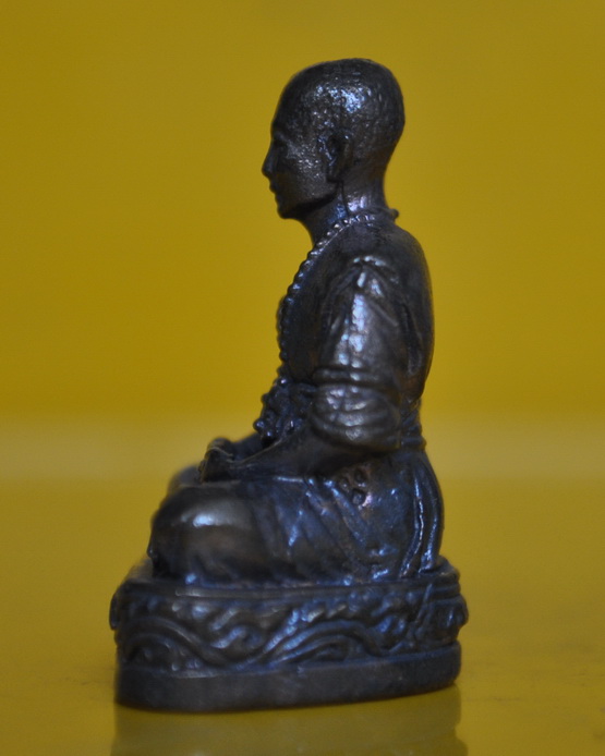 รูปหล่อสามรอบครูบากฤษดา วัดสันพระเจ้าแดง