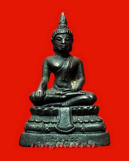 พระกริ่งหลวงพ่อดำ วัดตะคร้ำเอน อ.ท่ามะกา จ.กาญจนบุรี ปี 2532 