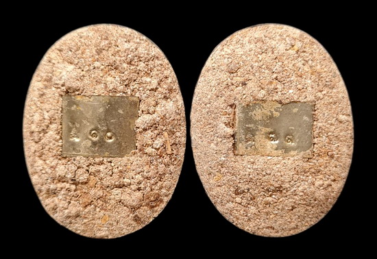 เคาะแรกแดง..ล็อกเก็ตเศรษฐี..รูปไข่อุดมวลสาร ๒ องค์..ลป.นน สำนักสงฆ์เขาพรานธูป ประจวบคีรีขันธ์