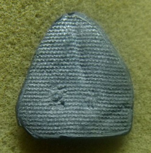 **เบา​ๆ​**พระร่วงนั่งซุ้มปราสาท เนื้อชินหลังลายผ้า เก่าๆ ไม่ทราบที่**สวยๆ เชิญชมครับ 