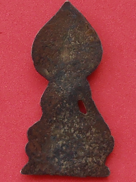 พระปรกโพธิ์ เนื้อชิน