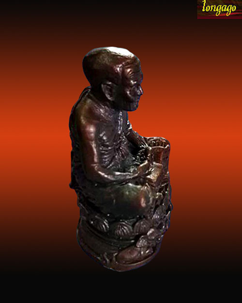 วัดใจต่ำกว่าทุน รูปหล่ออุดกริ่งหลวงปู่ทวด รุ่นกลันตัน 54 เนื้อทองแดงรมมันปู หลวงพ่อเขียว ปี 2554