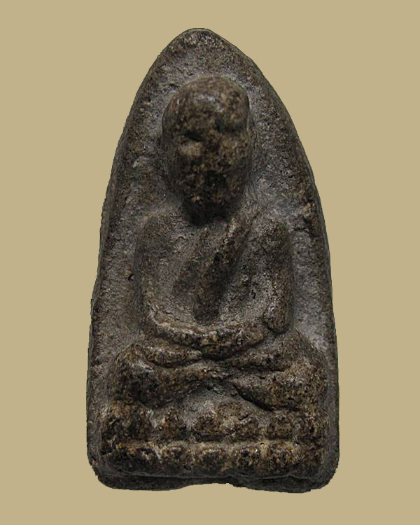 หลวงพ่อทวด วัดช้างให้ จ.ปัตตานี พิมพ์กลางลึกหน้าโหนก เนื้อว่าน ปี ๒๔๙๗