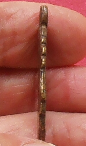 เหรียญหล่อใบสาเกหลวงพ่อบ้านแหลม พิมพ์เล็ก รุ่นแรก ปี ๒๔๕๙ วัดเพชรสมุทรวรวิหาร สมุทรสงคราม