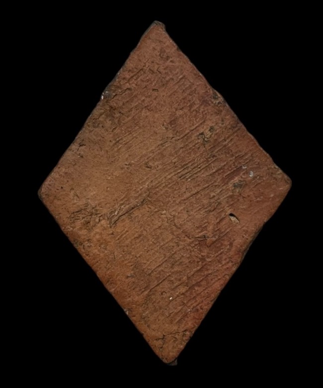 "เคาะเดียว" พระปิดตาสี่ทิศ เนื้อดิน ไม่ทราบที่ 