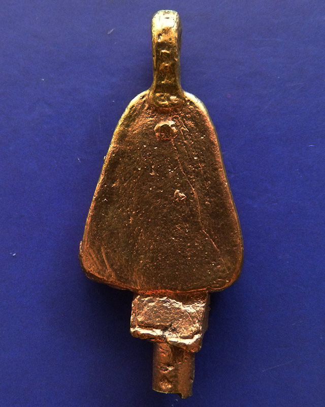 ล้างผิว...เหรียญหล่อจอบใหญ่ หลวงพ่อเงิน รุ่นปืนแตก วัดคงคาราม (บางคลานใต้) ตัดจากช่อกรรมการ (2)