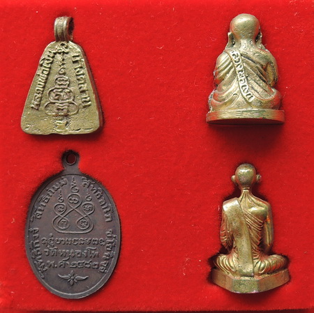 พระชุดหลวงพ่อเงิน วัดบางคลาน หลวงพ่อเดิม วัดหนองโพ รุ่นสร้างอุโบสถเงินล้าน ปี36 รวม 4 องค์ 