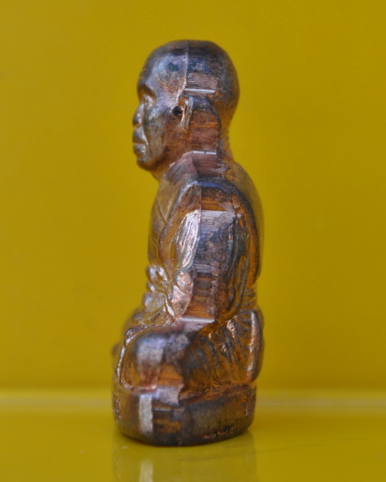 รูปเหมือนปั๊มหลวงพ่อคูณ รุ่น โภคทรัพย์คูณ ๘๘ 