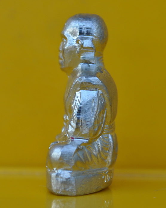 รูปเหมือนปั๊มหลวงพ่อคูณ รุ่น โภคทรัพย์คูณ ๘๘ 