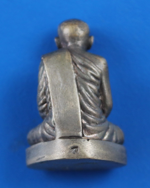 รูปหล่อเนื้อนวะโลหะสมเด็จพระญาณสังวร