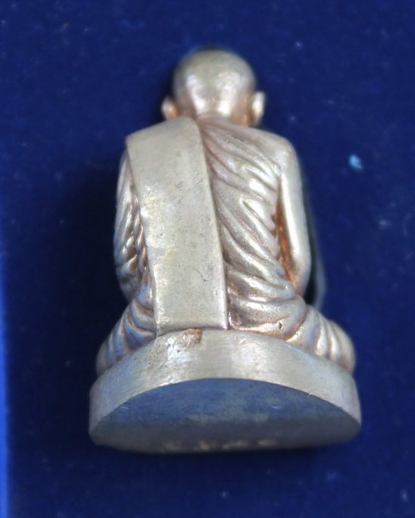 รูปหล่อเนื้ออัลบาก้าสมเด็จพระญาณสังวร 