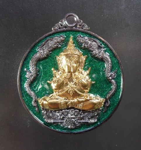 เหรียญพระปิดตามังกรคู่หลวงพ่อพัฒน์ วัดห้วยด้วน จ.นครสวรรค์ เนื้อทองแดงรมดำลงยาเขียว ปี ๒๕๖๕ สวยครับ