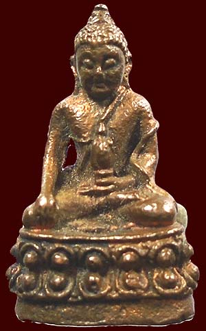 พระชัยวัฒน์ เนื้อนวโลหะ