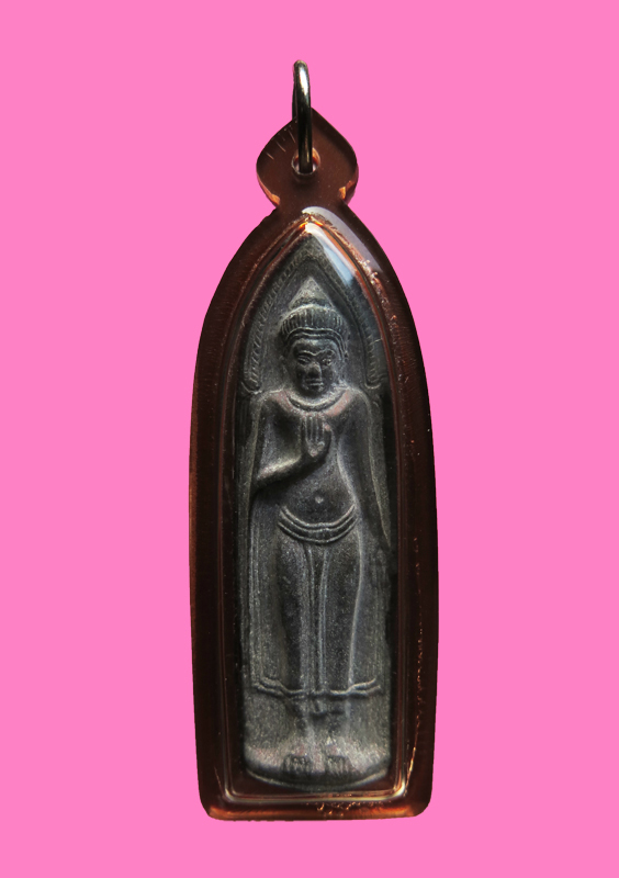 พระร่วง หลังกาบหมาก (ขนาดเท่ากับพระร่วงวัดพระสิงห์) เลี่ยมเก่า