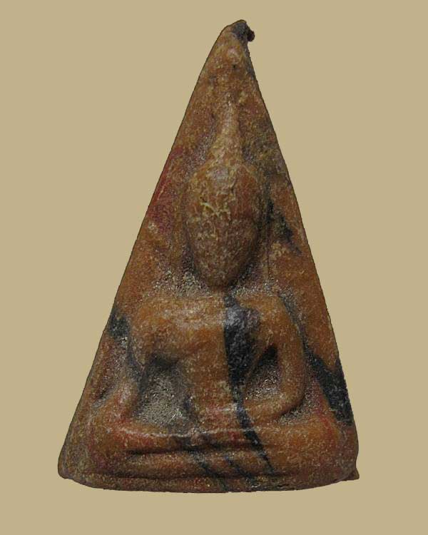 Rare Item !!! พระนางพญาสายรุ้ง หลวงพ่อกวย วัดโฆสิตาราม จ.ชัยนาท เนื้อผงน้ำมัน หลังจารหมึก