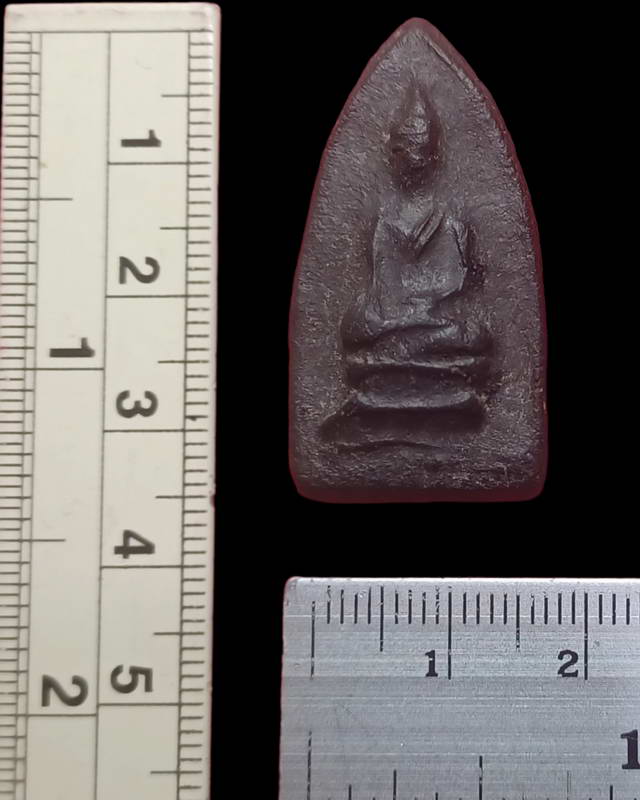 พระสรรค์นั่งฐานขีด สังฆาฏิคู่เนื้อผงใบลาน (นิยมสุด) หลวงพ่อกวย วัดโฆสิตาราม จ.ชัยนาท 