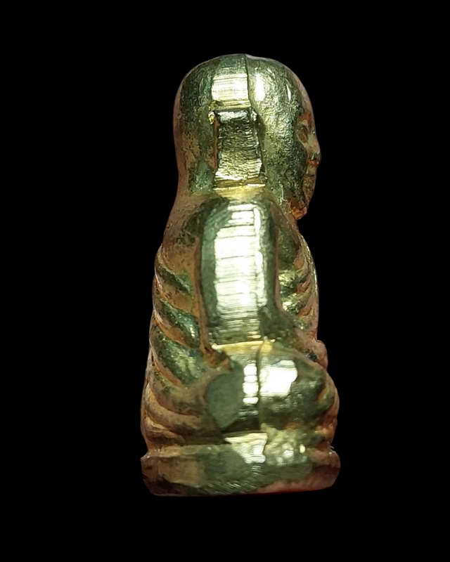 รูปเหมือนปั้มหลวงพ่อเงินเนื้อทองเหลืองกะไหล่ทอง 400