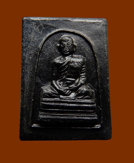 พระผงภูมิพโลภิกขุ สมเด็จพระเจ้าอยู่หัว ทรงผนวช ปีพ.ศ.2507 