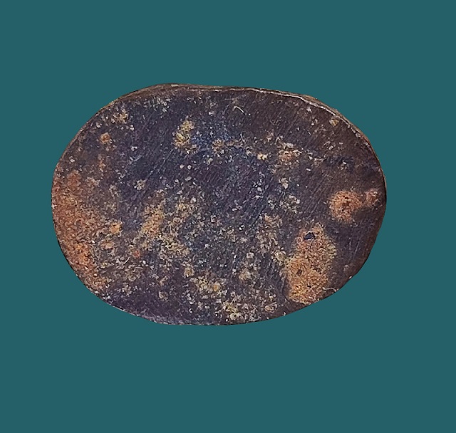 รูปหล่อพระสังกัจจายน์ เนื้อสำริด ขุดได้ในถ้ำแห่งหนึ่งใน จ.อุบลราชธานี